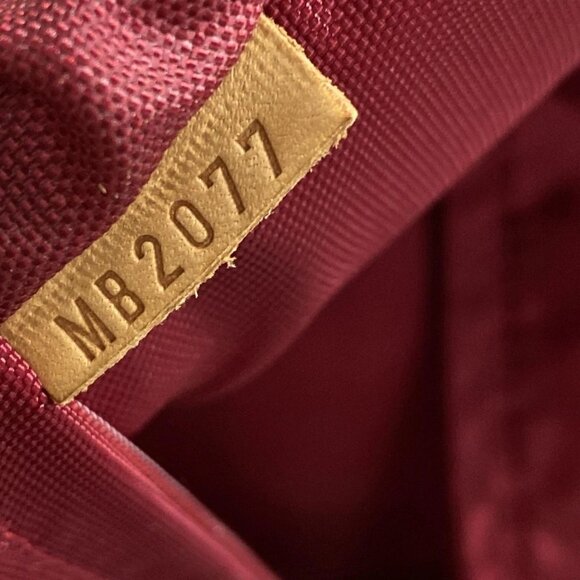 LOUIS VUITTON Pegase 45 Pomme d'Amour Monogram Vernis Luggage bran-765-090425 - Picture 13 of 14